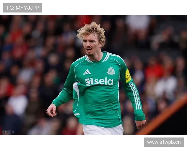 纽卡胜狮吼贝利斯双响罗斯传射